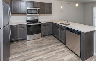 2 beds, 2 baths, 913 sqft, $1,275, Unit 4800-263