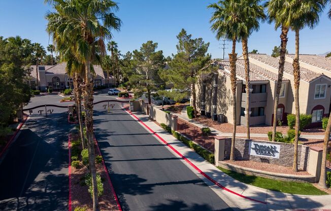 2 beds, 2 baths, $1,300, Unit UNIT # 1190