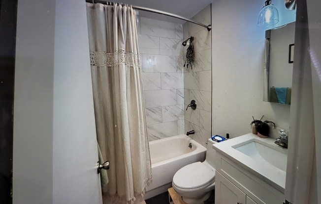 Studio, 1 bath, 500 sqft, $2,600, Unit 715