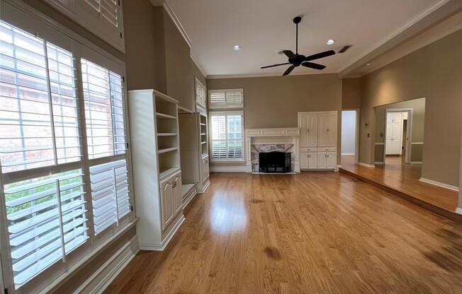 3104 CRICKETT DR