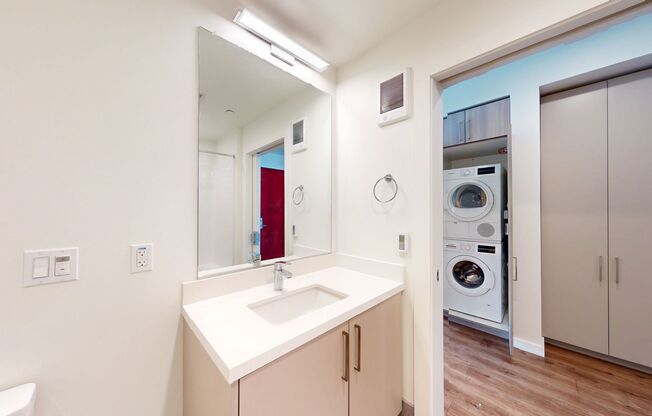 Studio, 1 bath, 460 sqft, $1,850, Unit 318