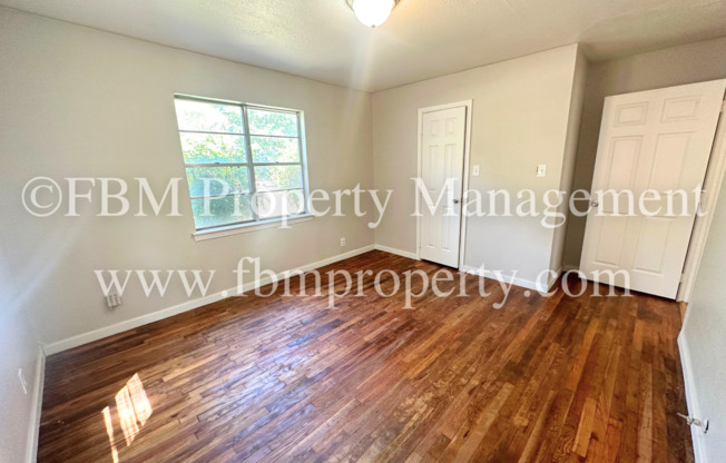 3 beds, 1 bath, $1,495