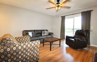 4 beds, 2 baths, $550