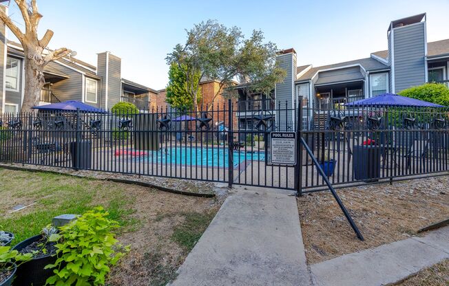 1 bed, 1 bath, $995, Unit Unit#825