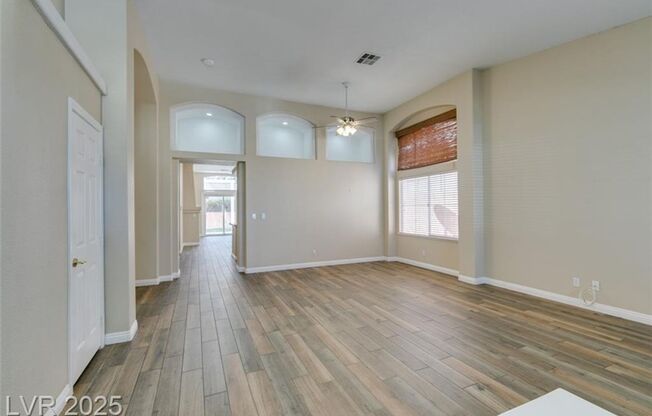 SHOW STOPPING SUMMERLIN HOME!