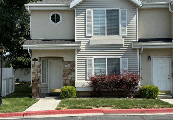 1767 E KIERA CT