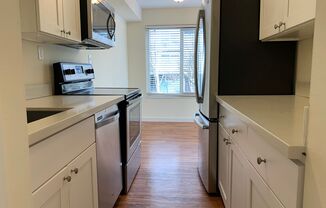 951 Wallingford Apts