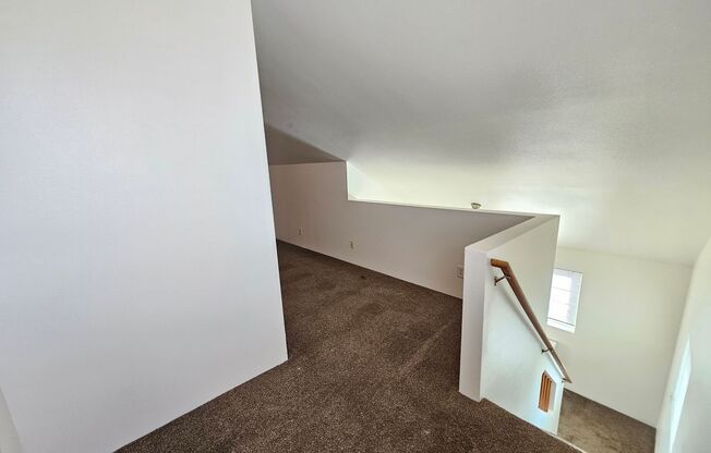 1 bed, 1 bath, $1,100, Unit 605 S A Street G