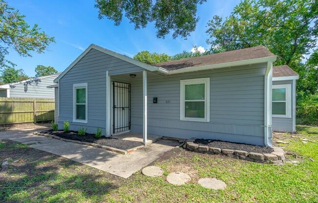 6311 SHERWOOD DR