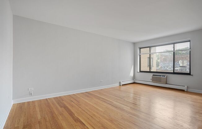 1 bed, 1 bath, 536 sqft, $1,750, Unit 346