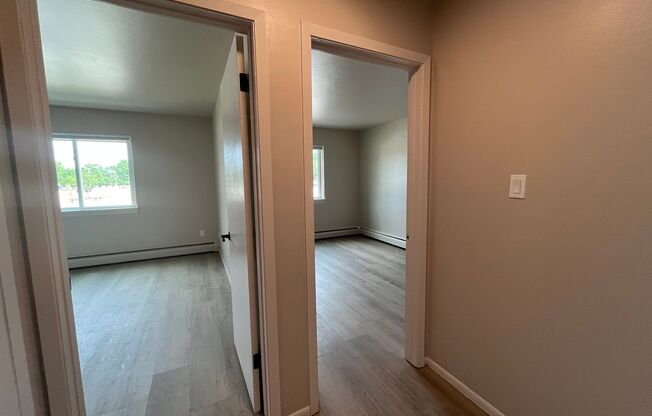 3 beds, 2 baths, $1,695, Unit 124