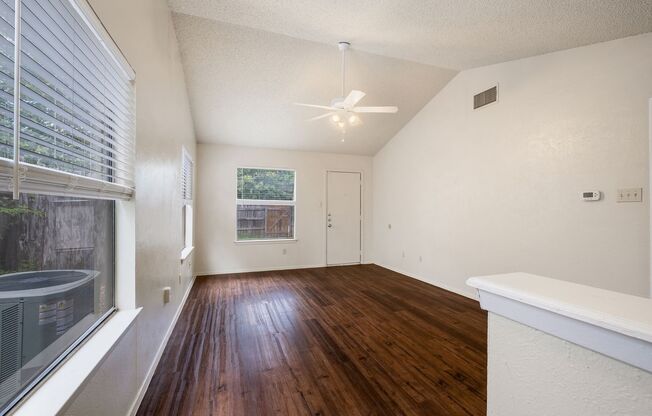 2 Bedroom, 1 Bath Duplex with 1 Car Garage in North Austin Near The Domain, ACC, & North Austin Medical Center