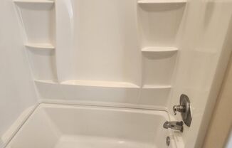 Studio, 1 bath, $1,100, Unit 207