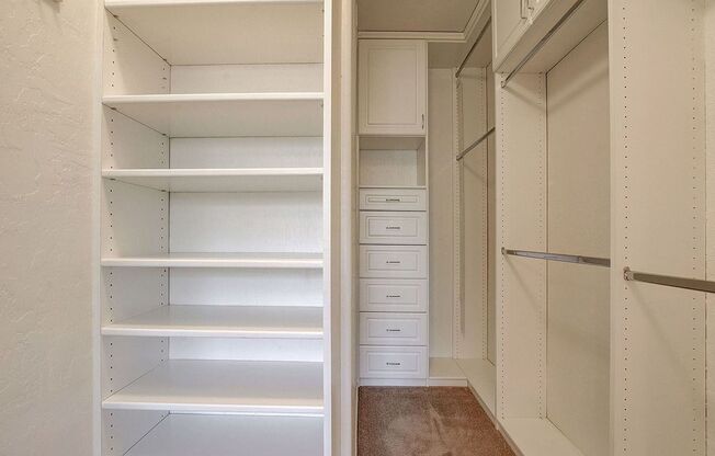 1 bed, 1 bath, $1,375, Unit # 1030