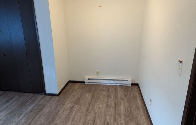 1 bed, 1 bath, $1,050, Unit Anita 3584