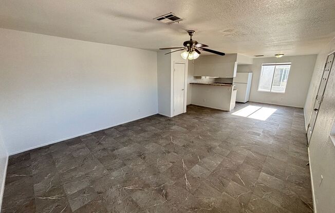 Charming 3Bed/1Bath apartment located in North Las Vegas— Enjoy Rent-Free Holidays!
