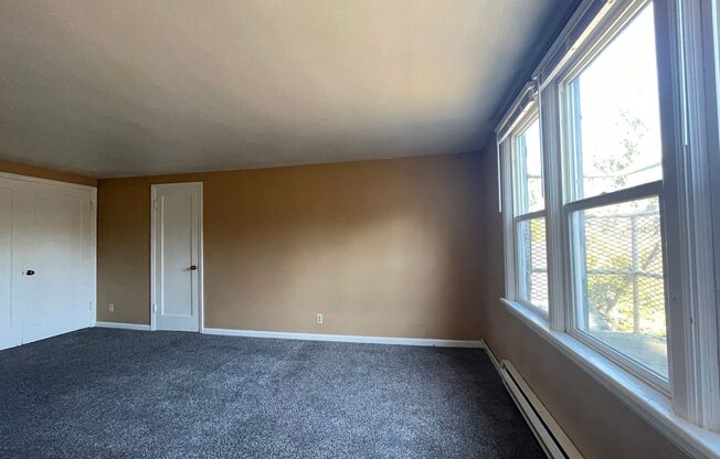 Studio, 1 bath, 420 sqft, $570