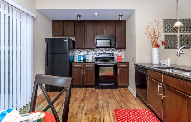 SunSTONE at MarketPlace Apartments