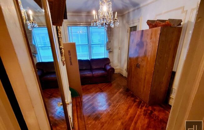 3 beds, 1 bath, 1,200 sqft, $3,600, Unit 2