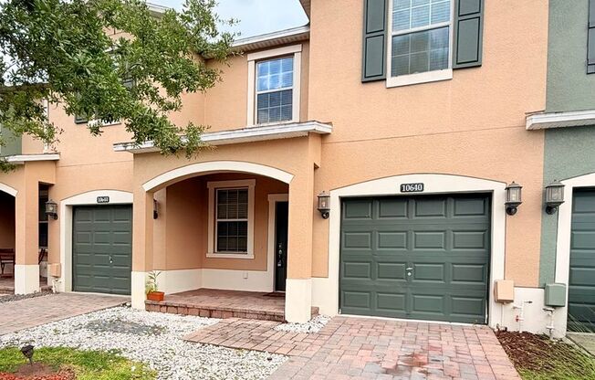 Beautiful Home For Rent!! ( AVAILABLE MOVE IN ASAP! )
