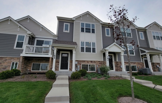 186 GOLDENROD DR