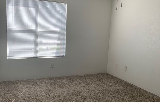 2 beds, 2 baths, 1,038 sqft, $1,215, Unit 0108