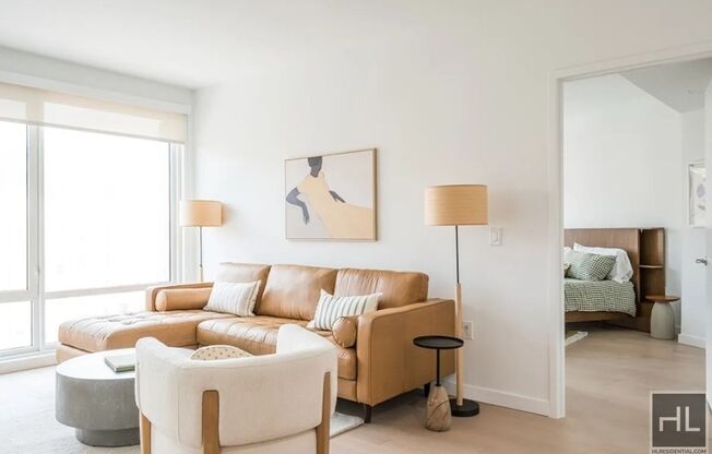 3 beds, 2 baths, $6,325, Unit 529