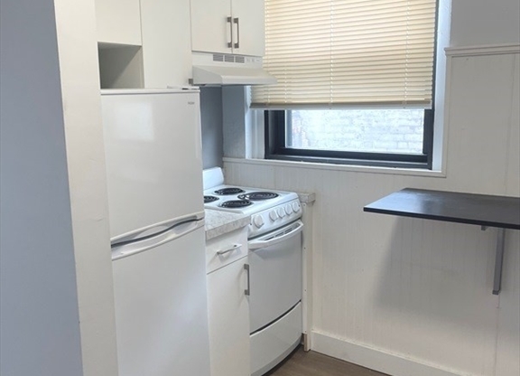 1 bed, 1 bath, 600 sqft, $2,700, Unit 503
