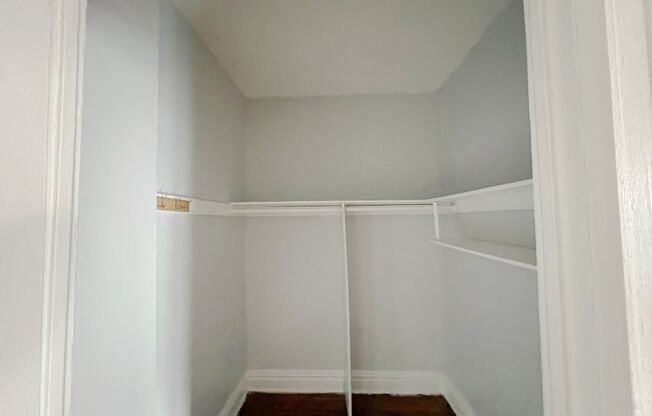 Studio, 1 bath, $1,800, Unit E25