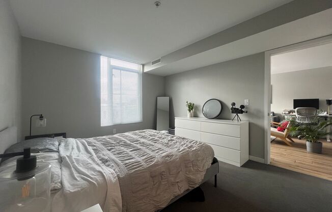 1 bed, 1 bath, 662 sqft, $1,650, Unit NK-704