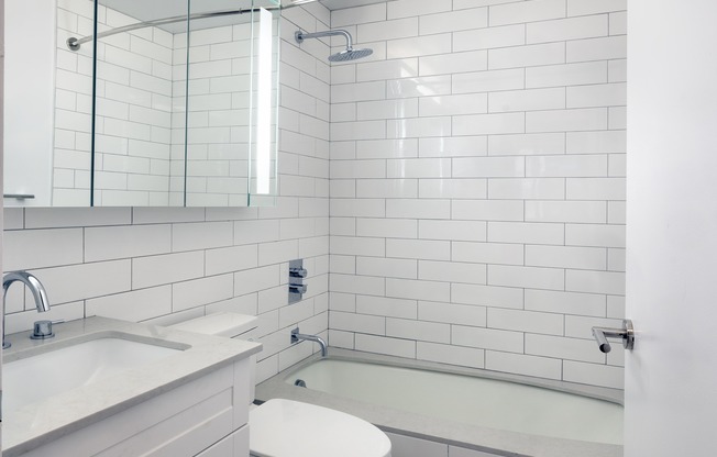 1 bed, 1 bath, $5,295, Unit 8A