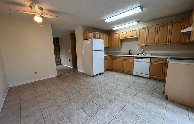 3 beds, 1.5 baths, $2,495