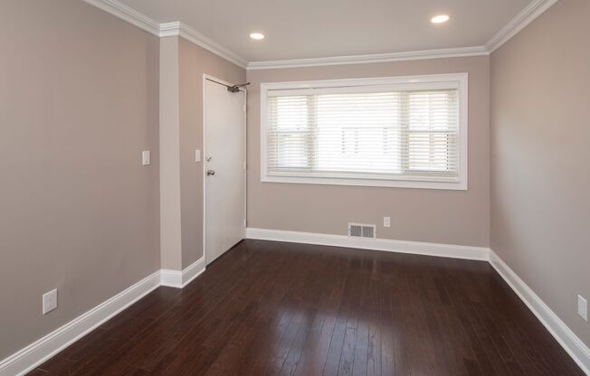 1 bed, 1 bath, 450 sqft, $2,095, Unit 49A