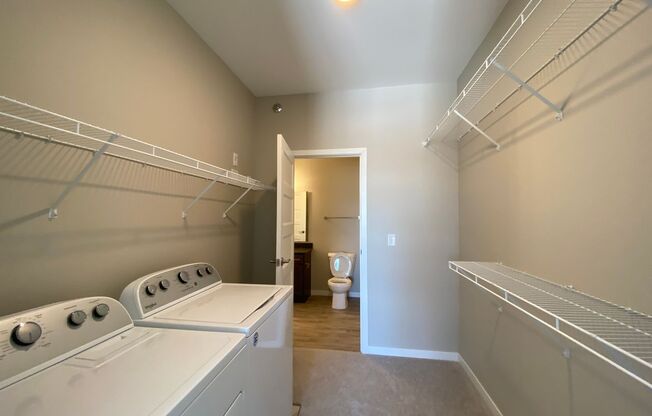 1 bed, 1 bath, 693 sqft, $1,155, Unit 207