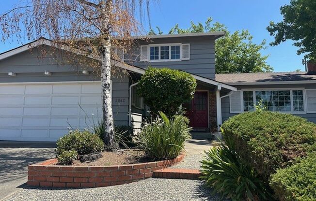 Nice 2-Story Single Family Home With Office and Large Sun Room!