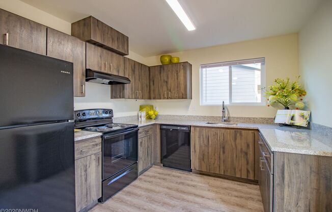 2 beds, 2 baths, 968 sqft, $1,675