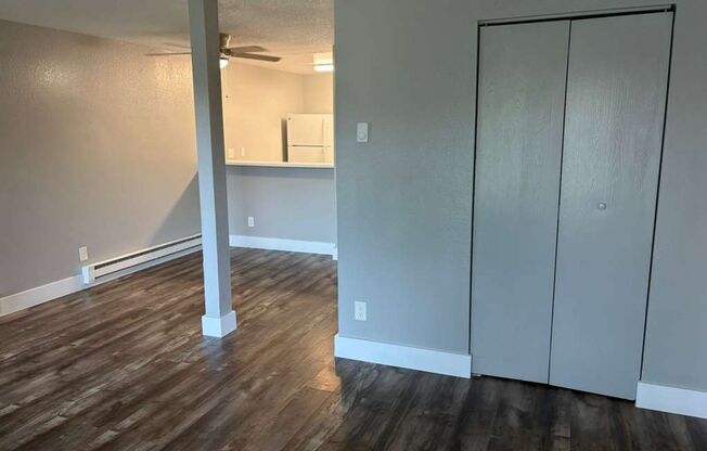 2 beds, 1 bath, 850 sqft, $1,575, Unit 1107 L6