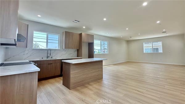 7726 1/2 LAUREL CYN BLVD