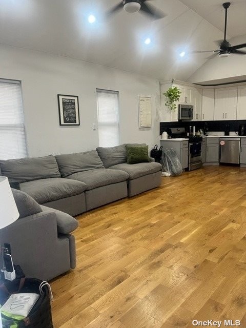 515 BCH 43 ST