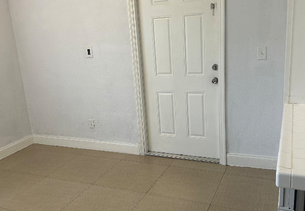 232 SAINT AND KROME AVE