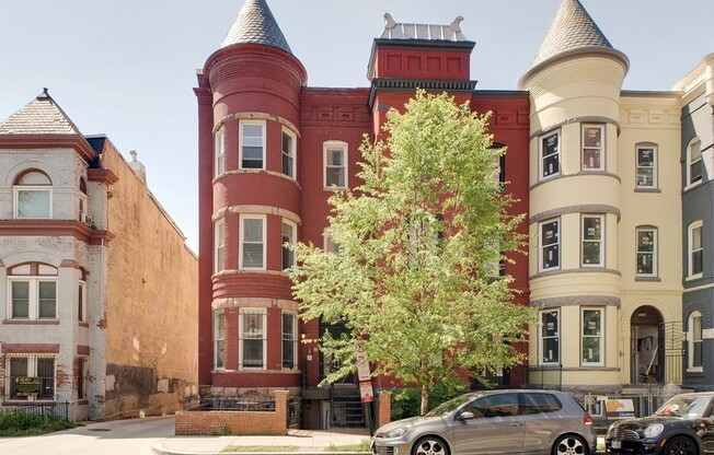 1312 W St NW
