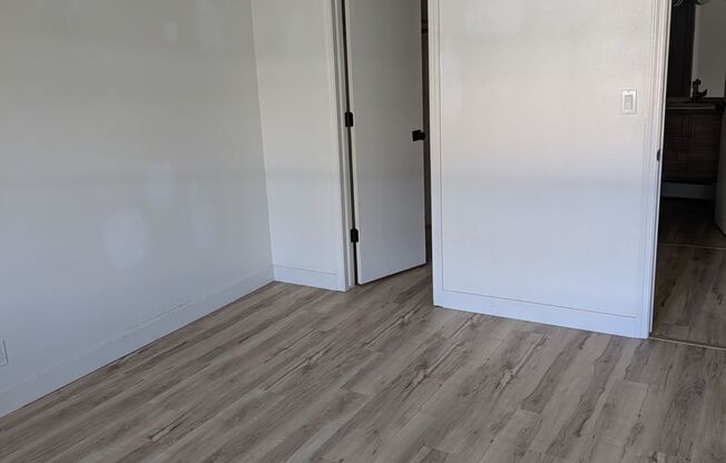 2 beds, 1 bath, 900 sqft, $1,350, Unit Unit 207