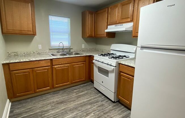 3 beds, 1 bath, $1,495