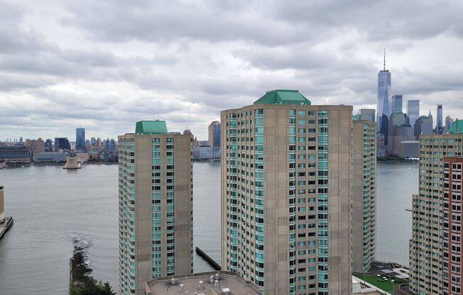45 River Drive South