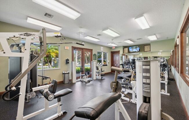 the gym at the preserve apartments