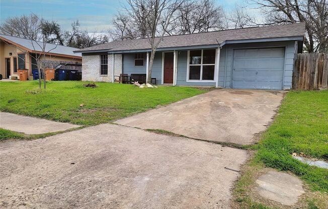 Charming 3-Bed, 1.5-Bath Home in Austin!