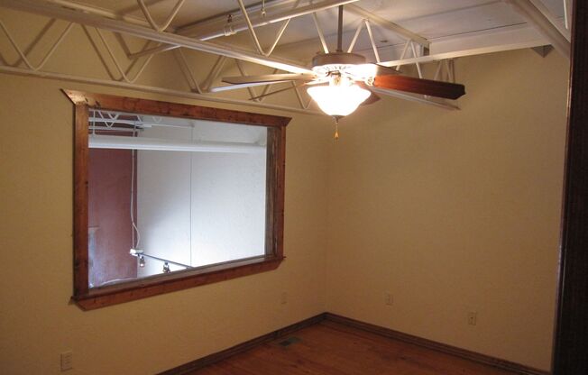 3 beds, 2 baths, 1,300 sqft, $1,575, Unit AW 110