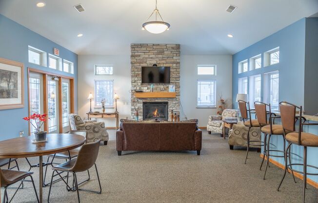 1 bed, 1.5 baths, 810 sqft, $1,480, Unit 290-309