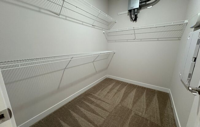 3 beds, 2 baths, 1,024 sqft, $2,295, Unit 5117-101