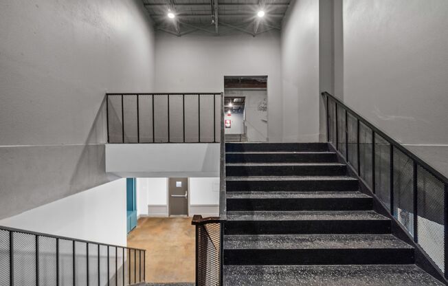 1 bed, 1 bath, 515 sqft, $950, Unit 228